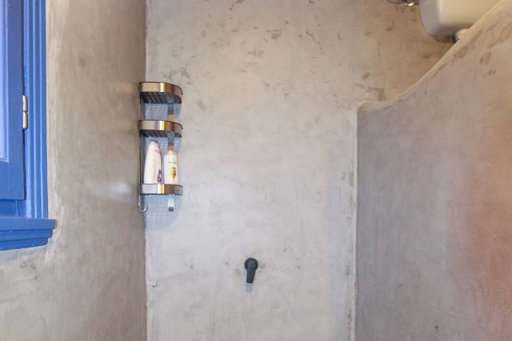 Photo of Bathroom in Agios Panteleimonas