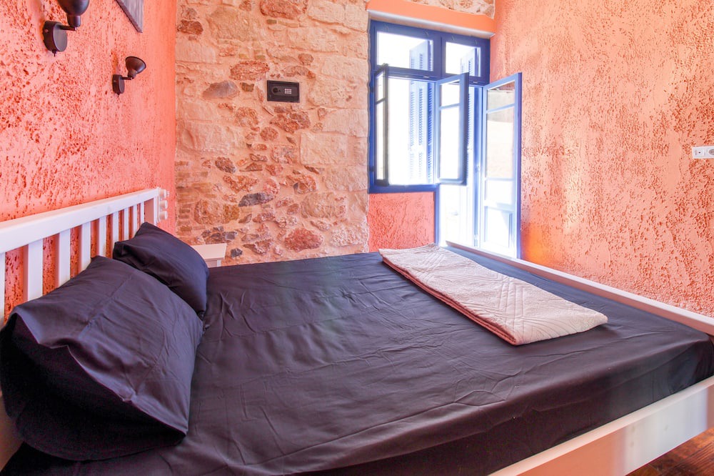 Photo of Bedroom in Agios Panteleimonas