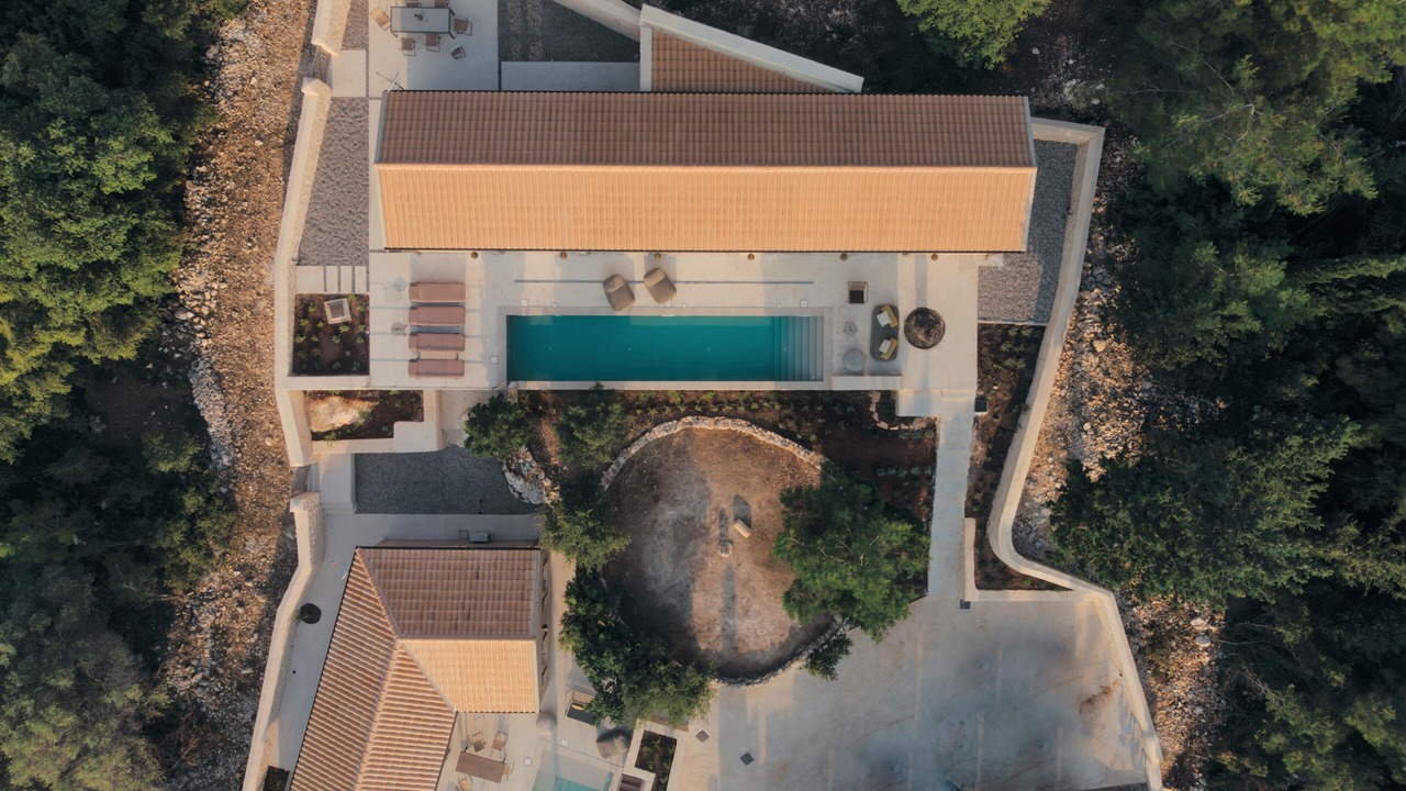 Photo of Outdoor in Tselendata