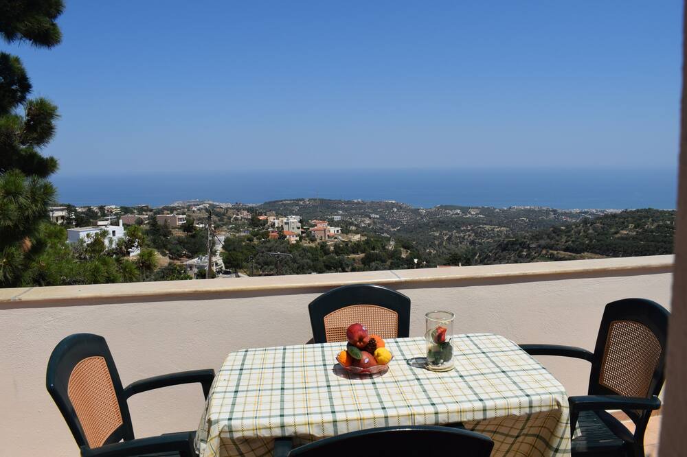 Photo of Outdoor in Roussospiti