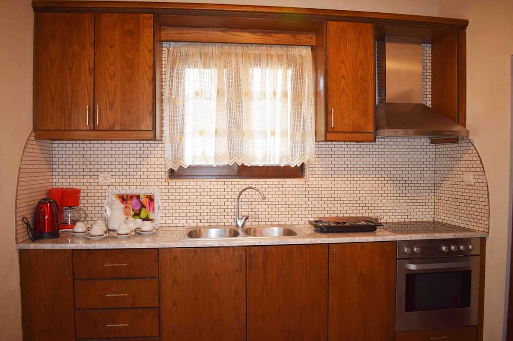 Photo of Kitchen in Roussospiti