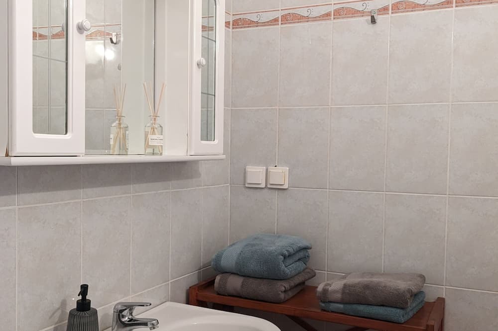 Photo of Bathroom in Pylos-Nestoras