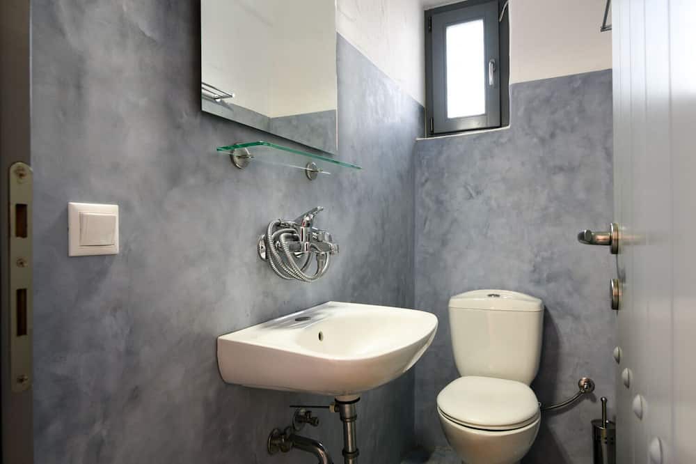 Photo of Bathroom in Marpissa