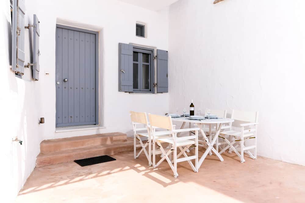 Photo of Outdoor in Marpissa