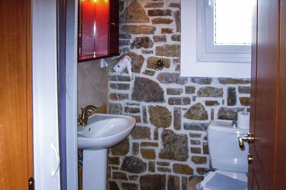 Photo of Bathroom in Myrina