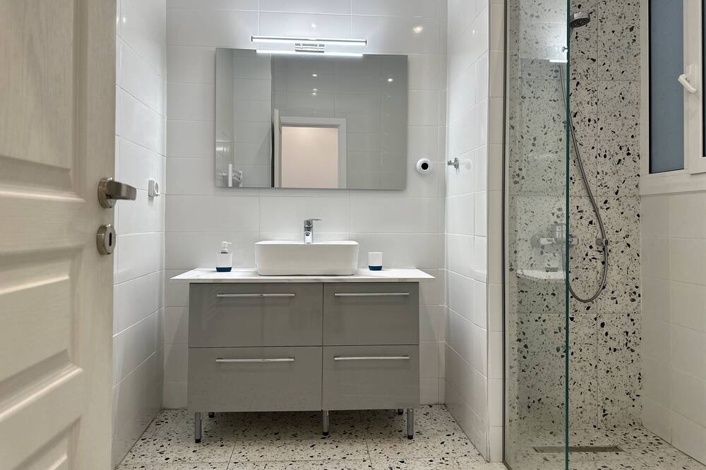 Photo of Bathroom in Petralona