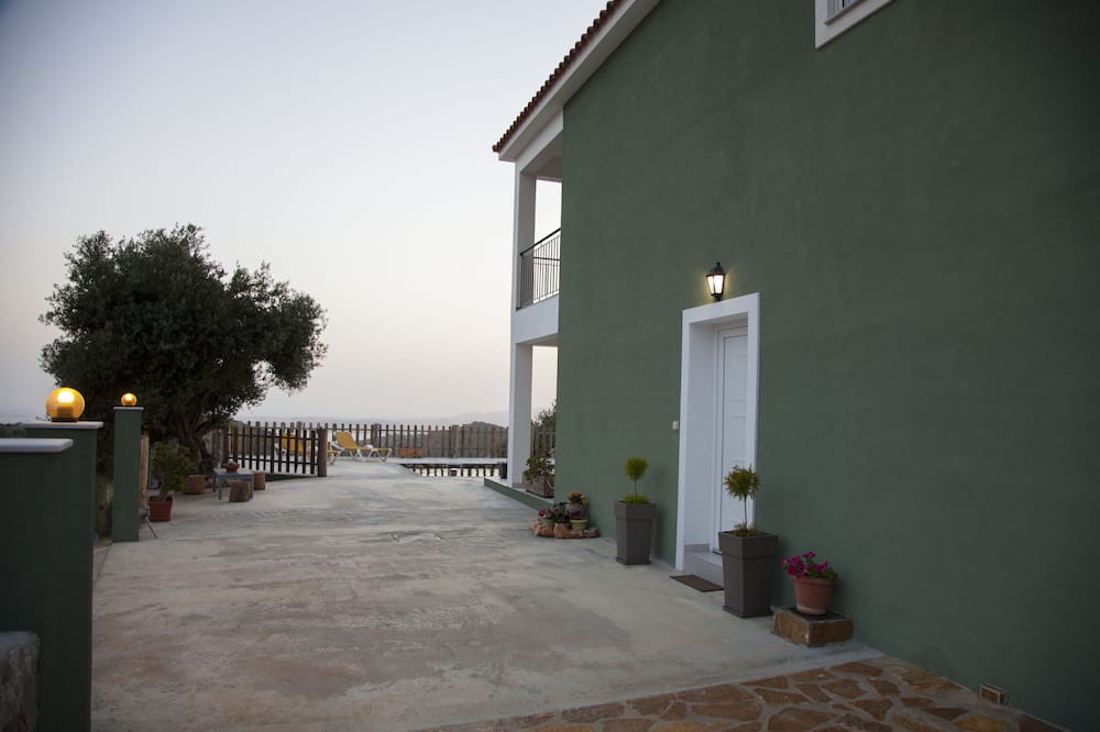 Photo of Outdoor in Faraklata