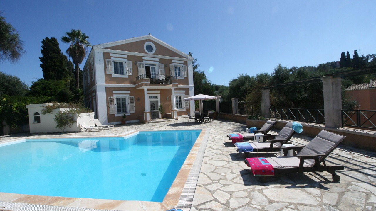 Photo of Outdoor in Perama