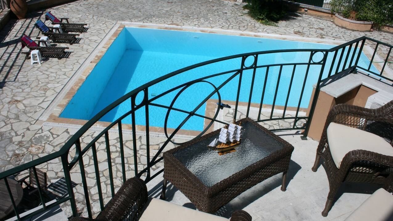 Photo of Outdoor in Perama