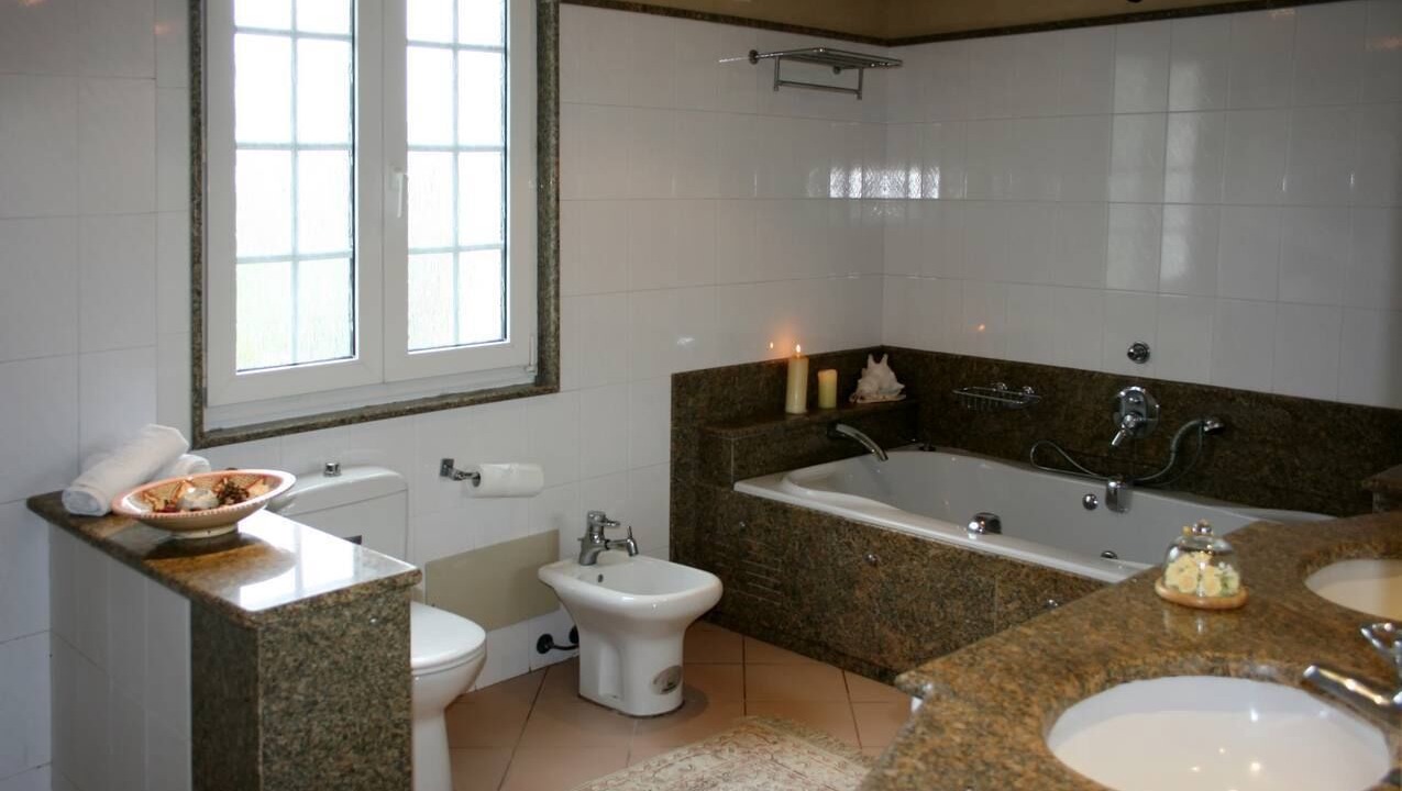 Photo of Bathroom in Perama