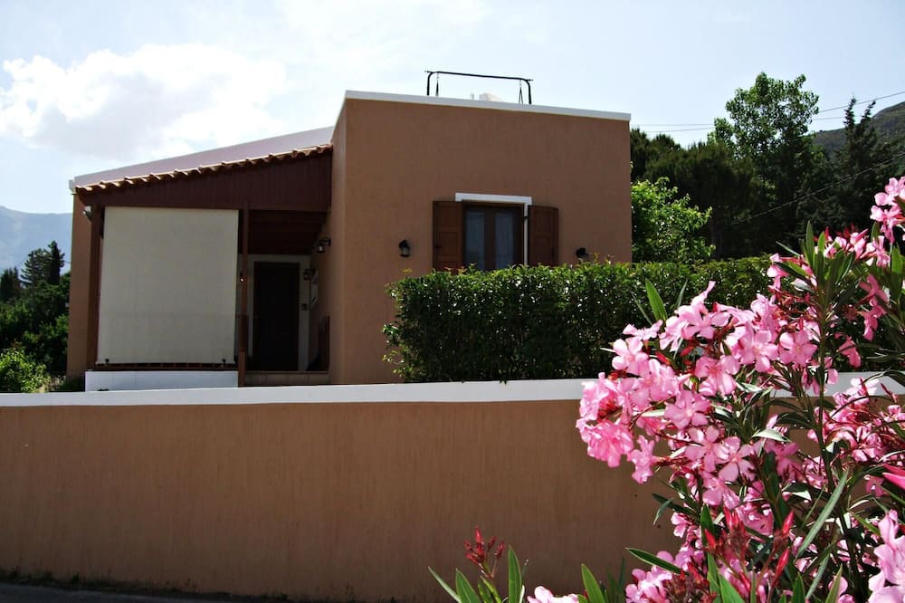 Photo of Outdoor in Amarion
