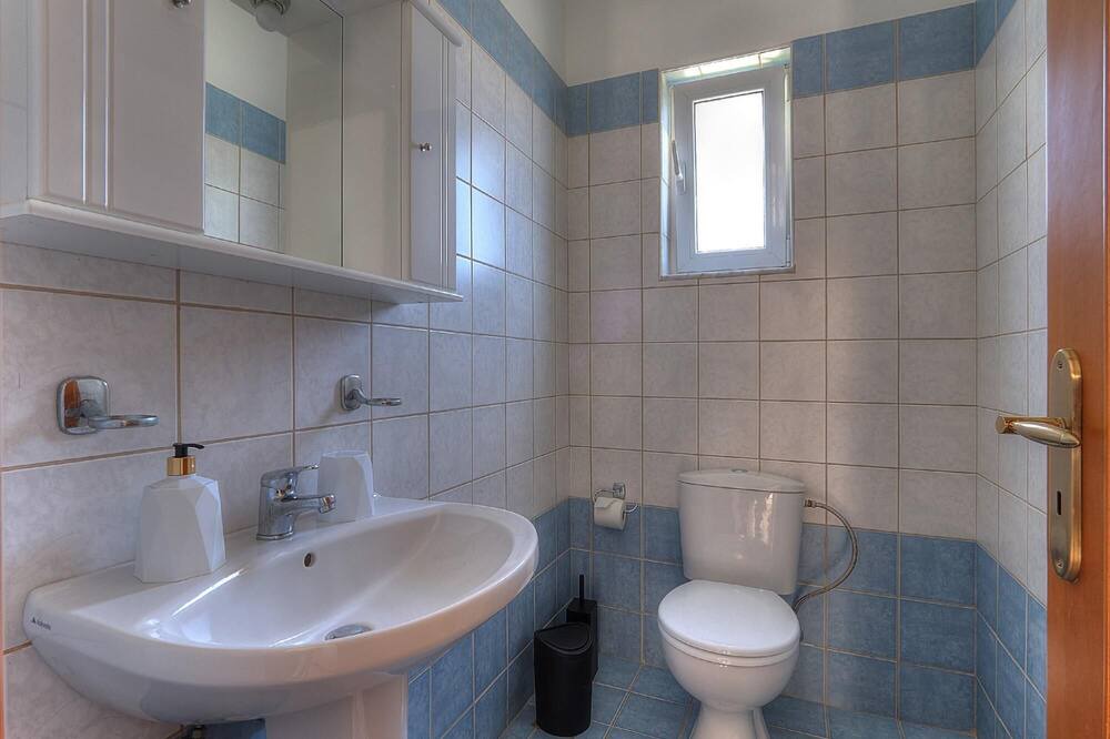 Photo of Bathroom in Prinos