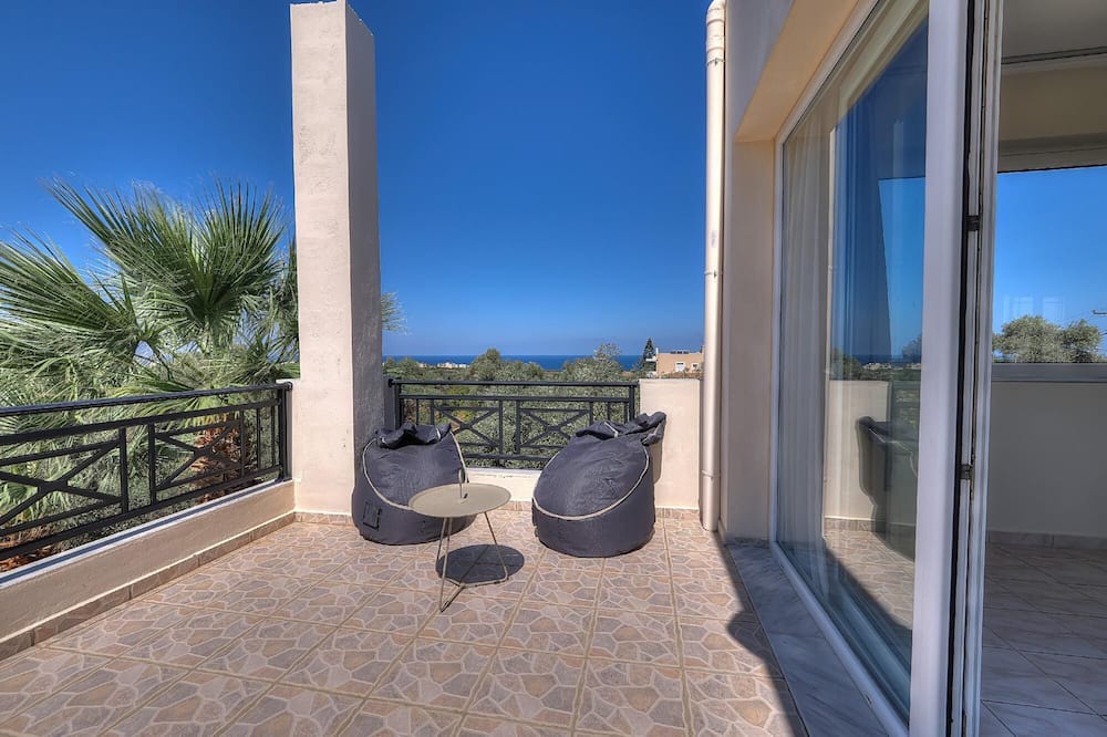 Photo of Outdoor in Prinos
