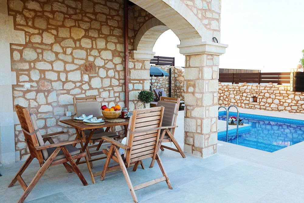 Photo of Outdoor in Roumeli