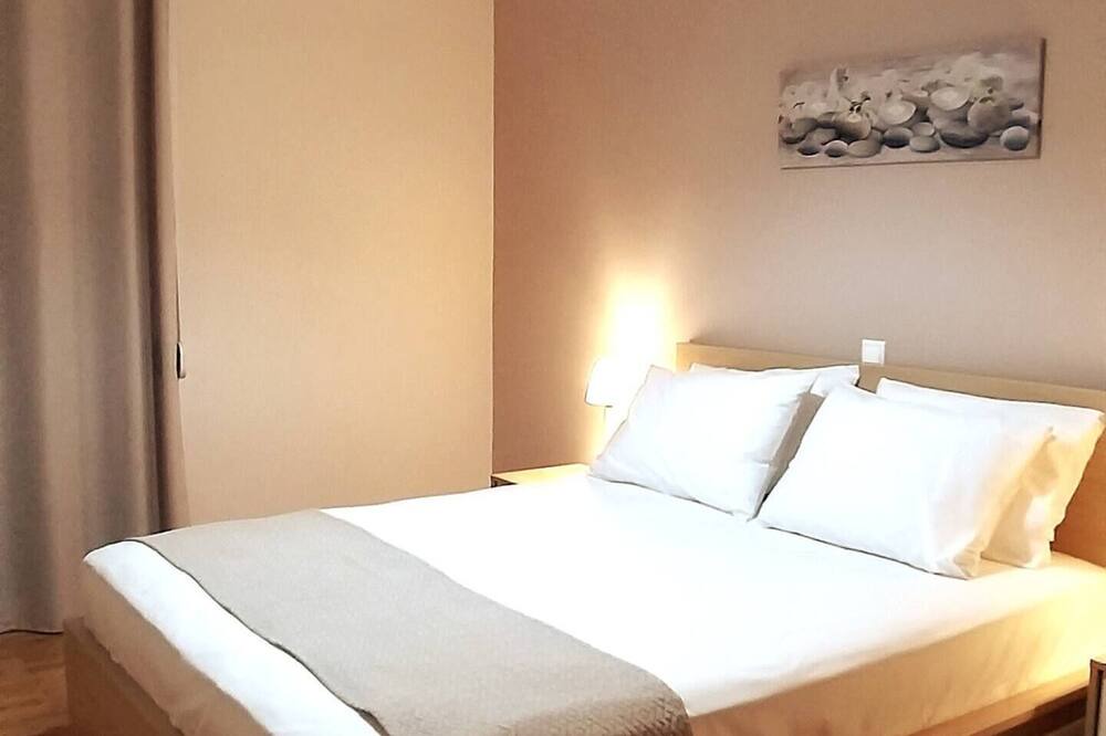 Photo of Bedroom in Ampelokipoi
