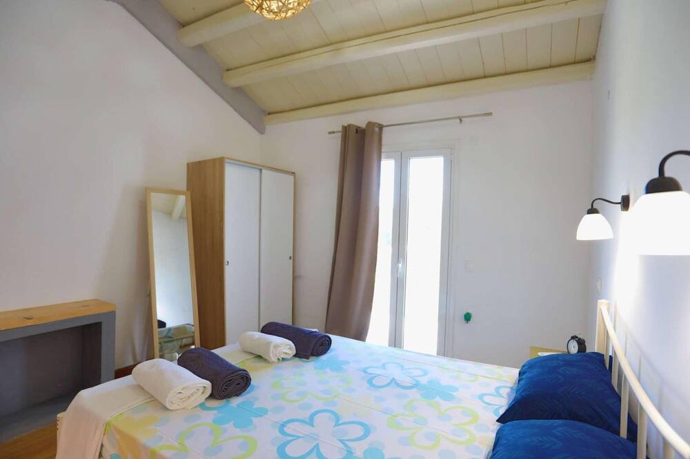 Photo of Bedroom in Sfakera