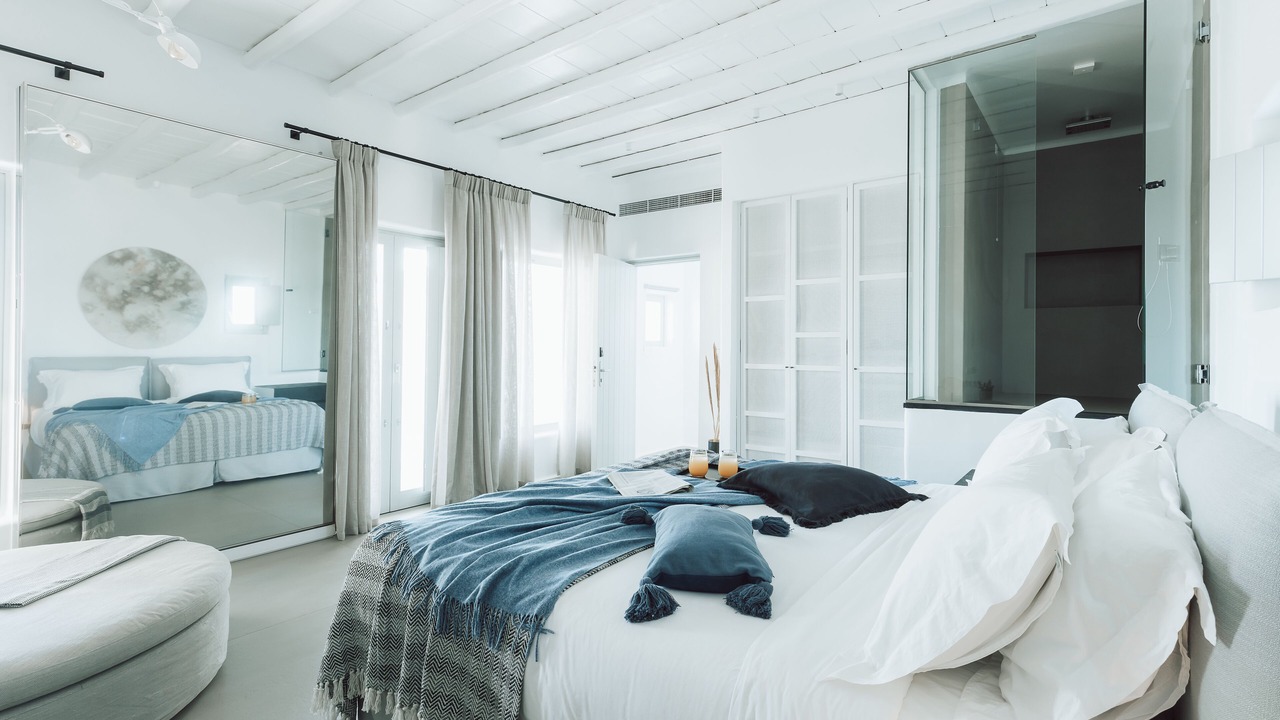 Photo of Bedroom in Ornos
