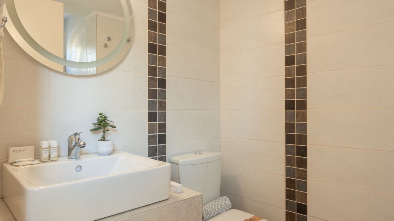 Photo of Bathroom in Kokkini Chani