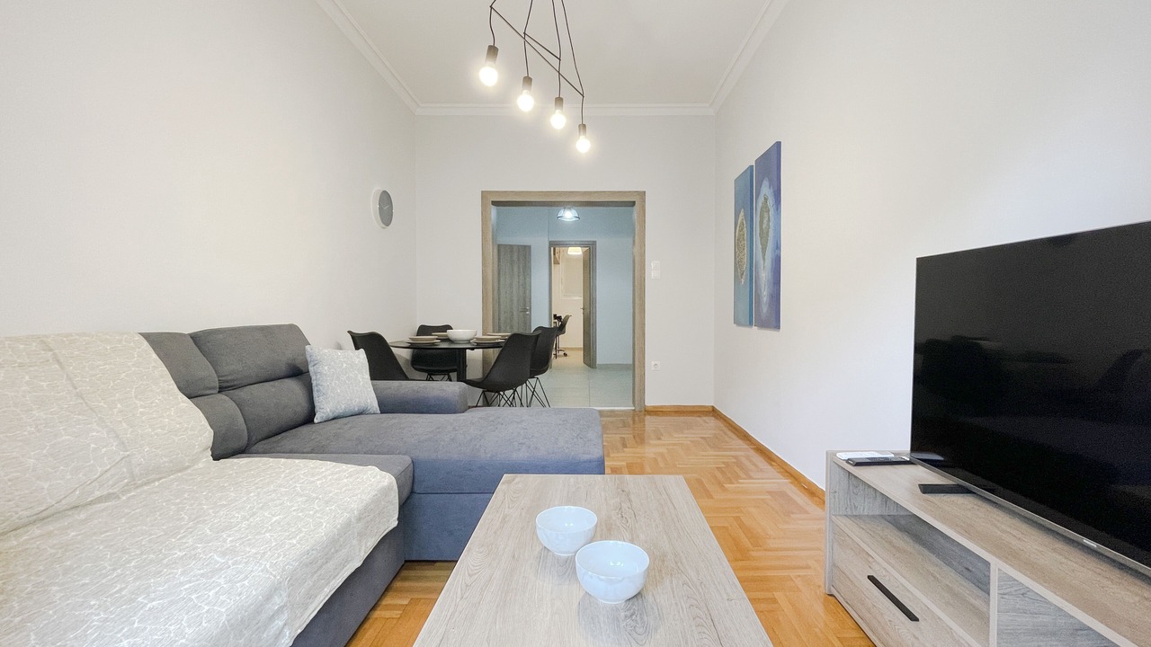Photo of Livingroom in Platia Viktorias