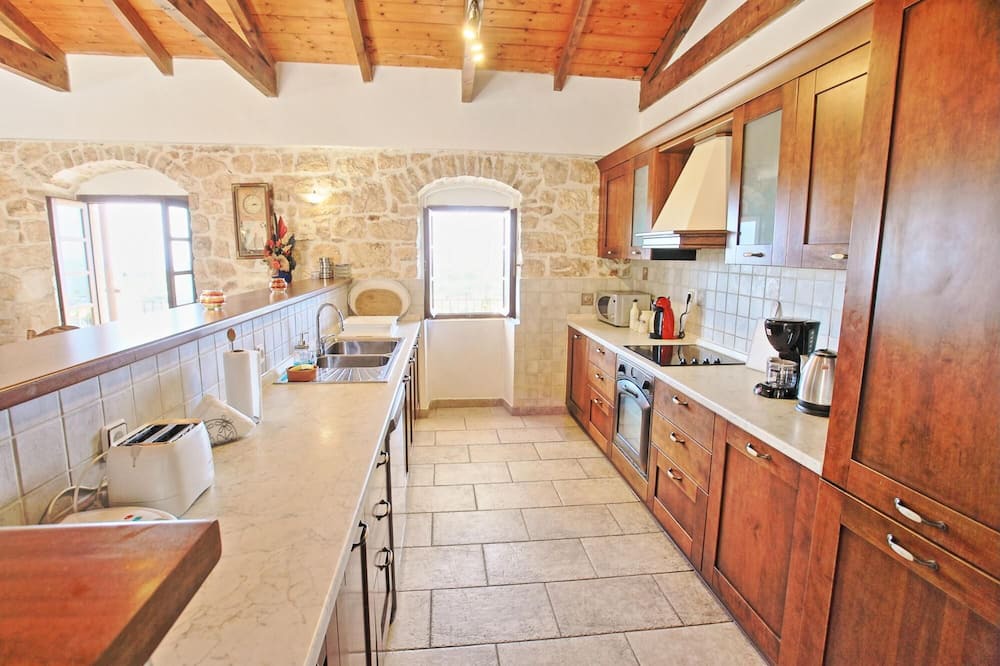 Photo of Kitchen in Vlachopoulatika