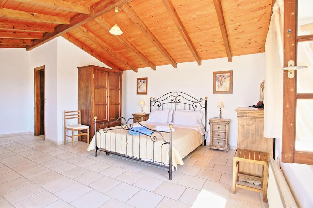 Photo of Bedroom in Vlachopoulatika