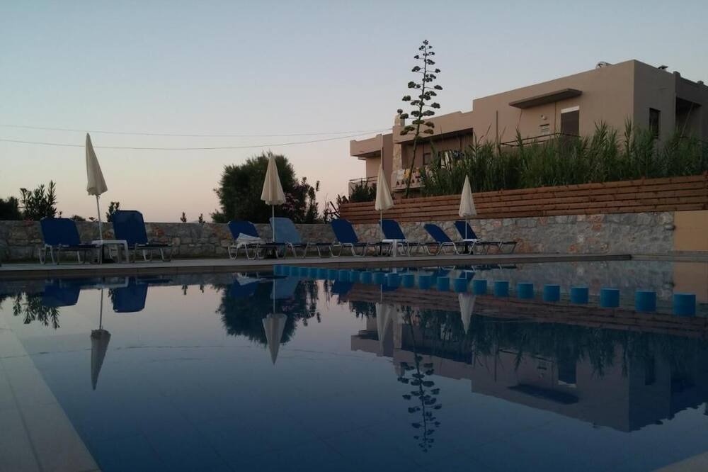 Photo of Outdoor in Gerani