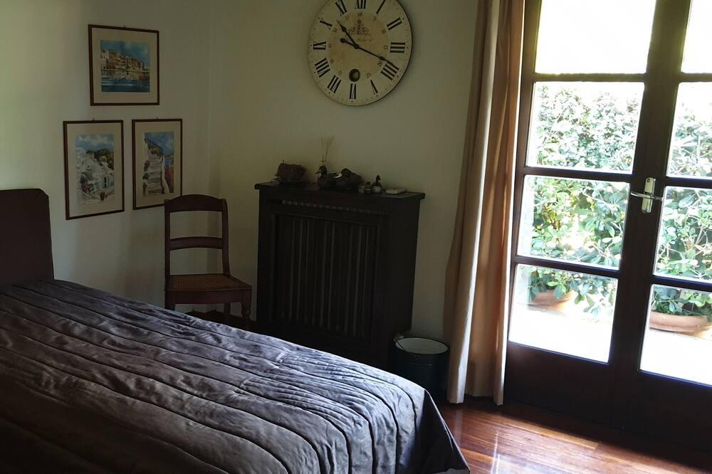 Photo of Bedroom in Nea Makri