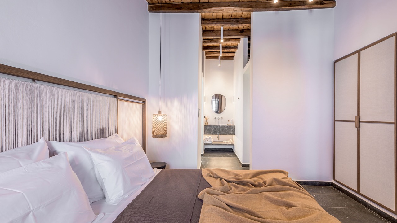 Photo of Bedroom in Milos