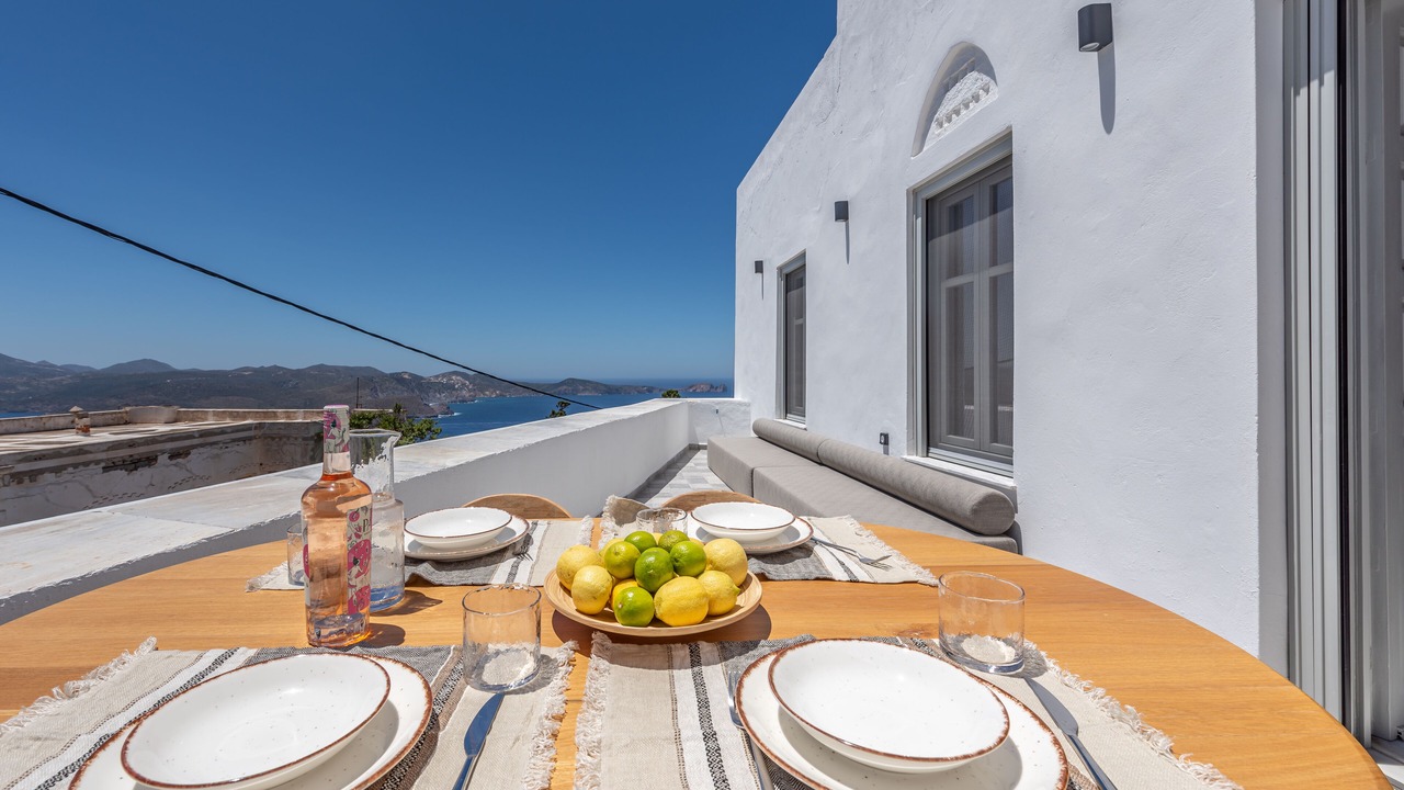 Photo of Bedroom in Milos