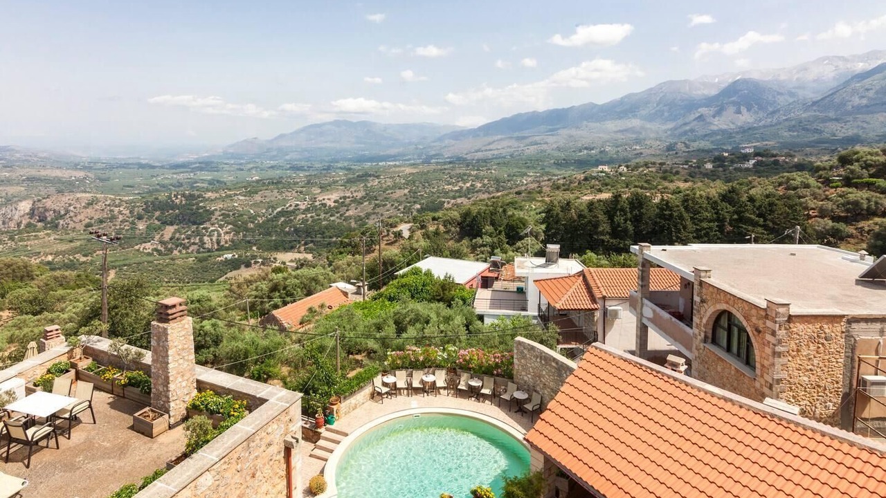Photo of Outdoor in Samonas