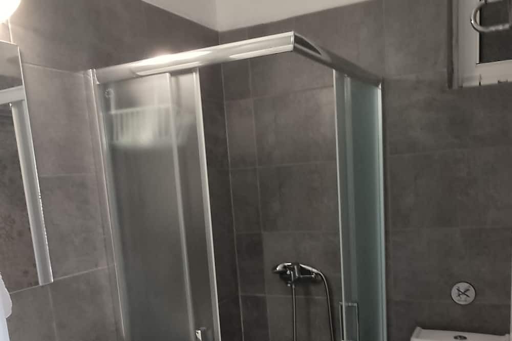 Photo of Bathroom in Marmari