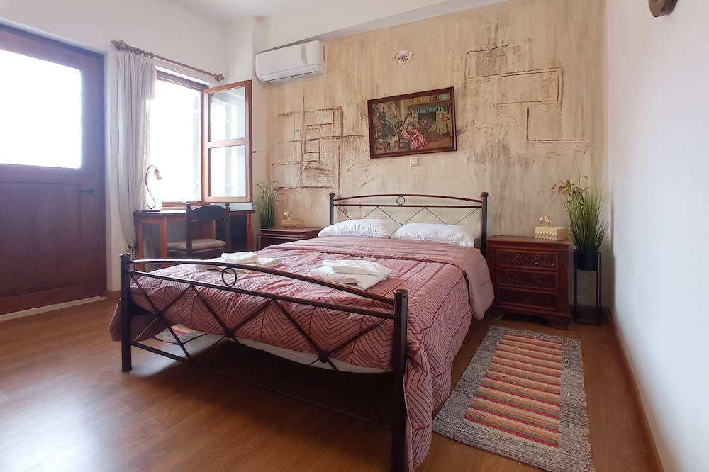 Photo of Bedroom in Apomarma