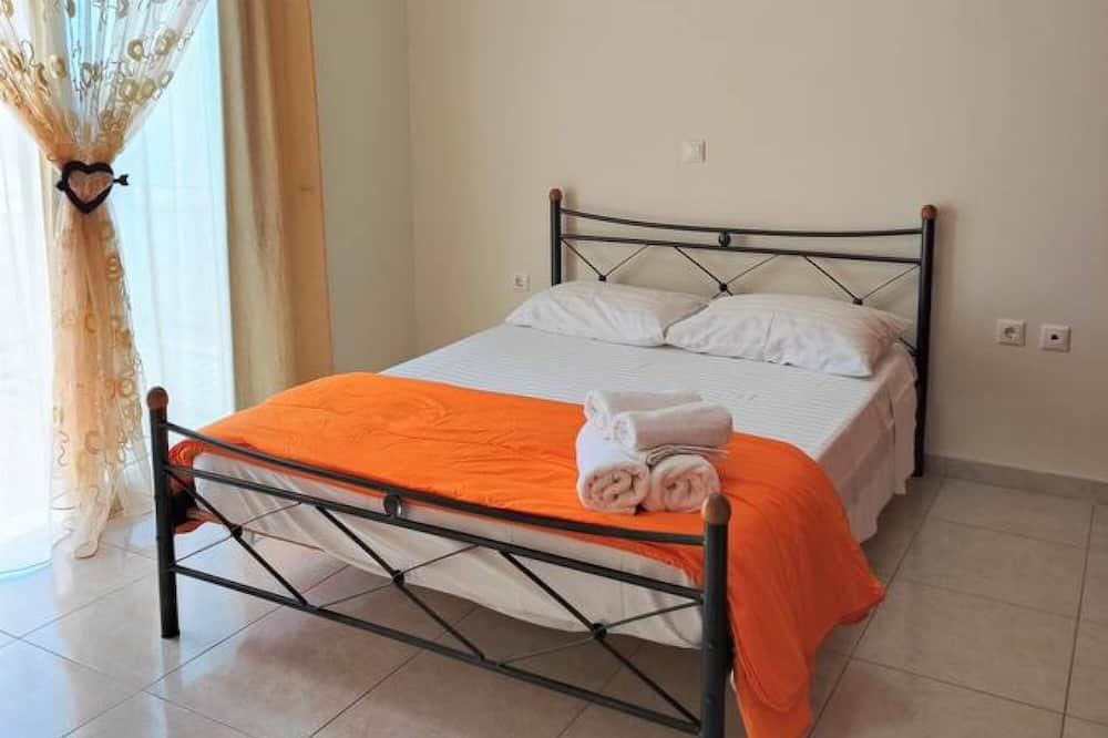Photo of Bedroom in Monolithos