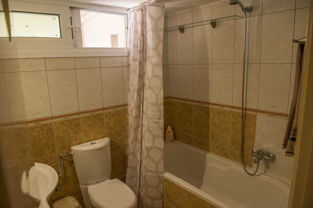 Photo of Bathroom in Agios Nikolaos