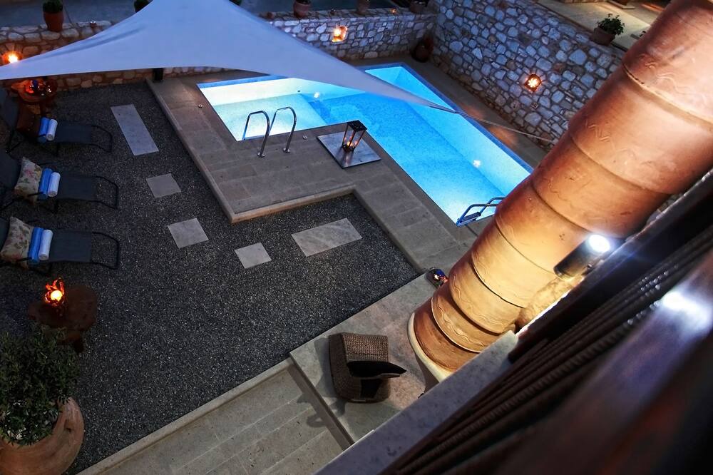 Photo of Outdoor in Roumeli