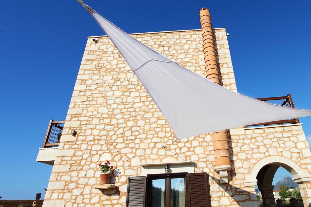 Photo of Outdoor in Roumeli