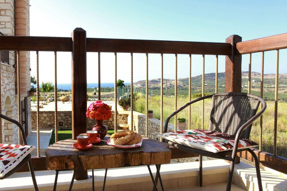 Photo of Outdoor in Roumeli