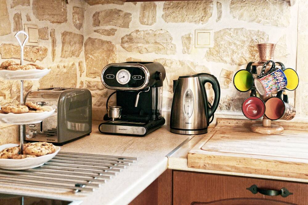 Photo of Kitchen in Roumeli
