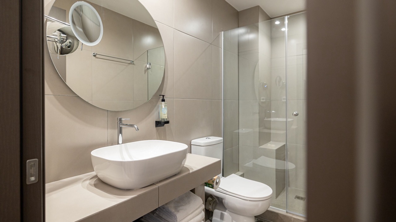 Photo of Bathroom in Nea Smirni