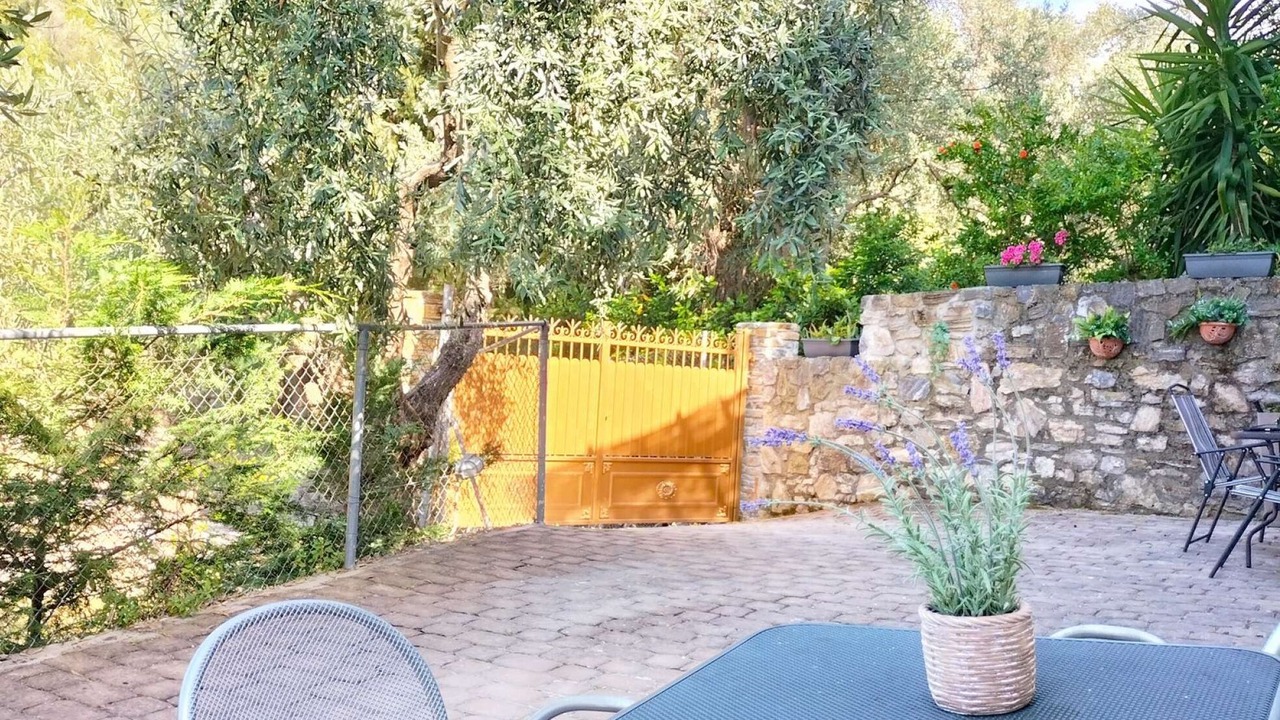 Photo of Patio Balcony in Afissos