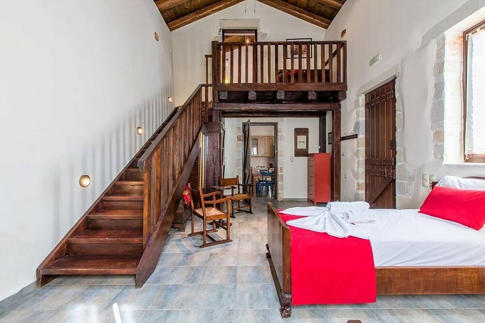 Photo of Bedroom in Pitharion