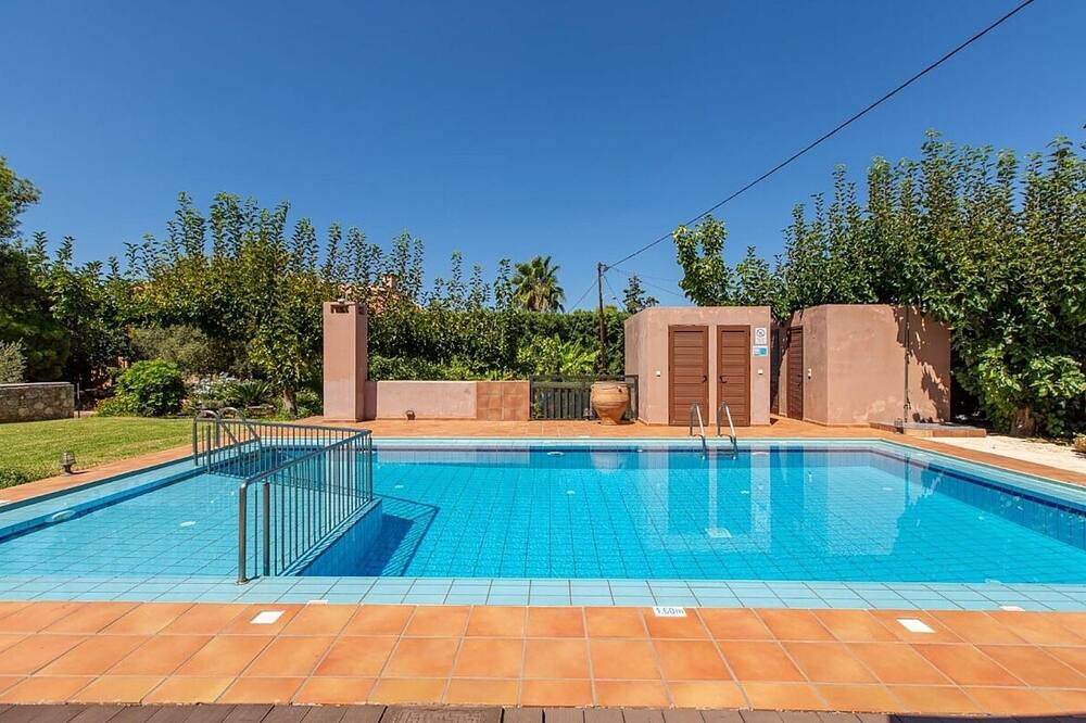 Photo of Outdoor in Pitharion