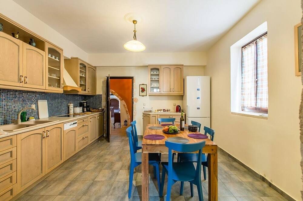 Photo of Kitchen in Pitharion