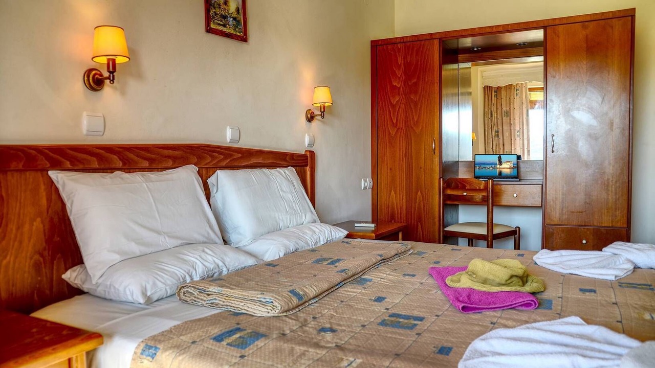 Photo of Bedroom in Agios Stefanos Avliotes