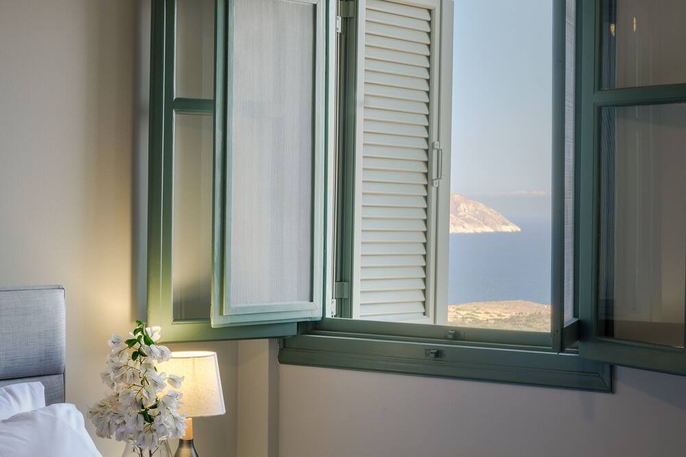Photo of Bedroom in West Mani