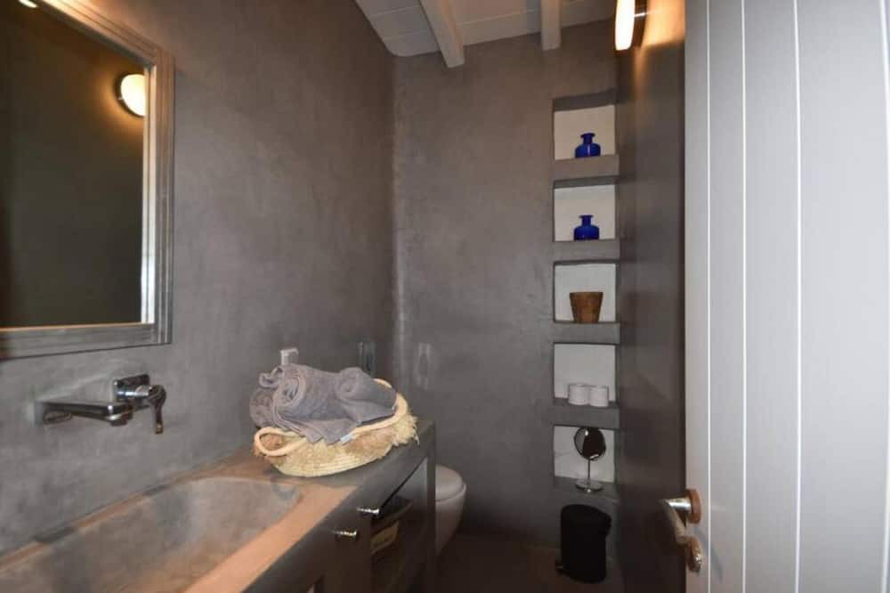 Photo of Bathroom in Houlakia