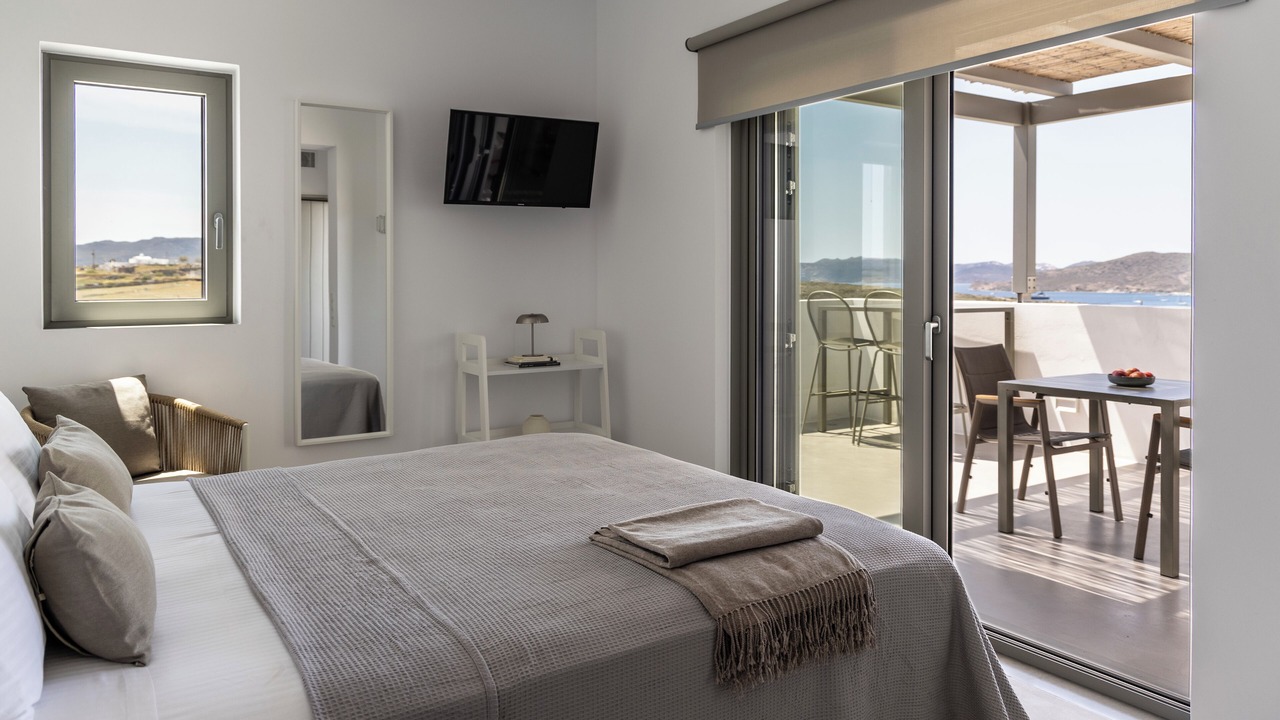 Photo of Bedroom in Milos