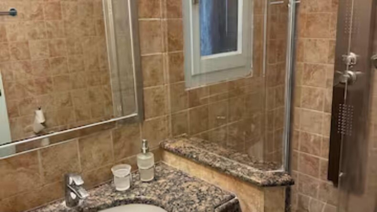 Photo of Bathroom in Apollonia