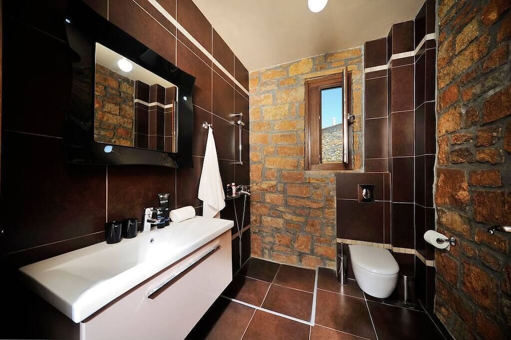 Photo of Bathroom in Ormilia