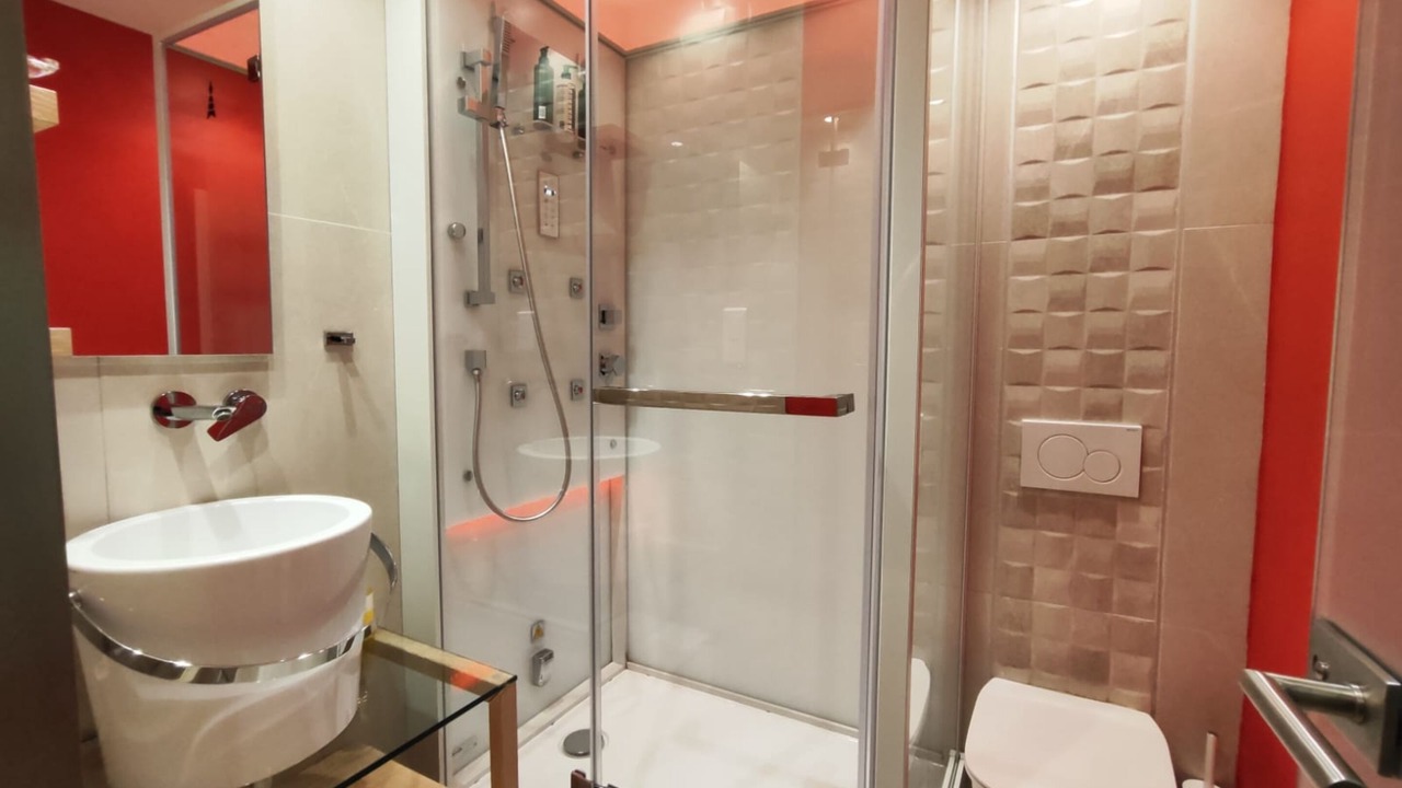Photo of Bathroom in Monastiraki